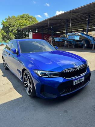 BMW 320i 2.0 16V TURBO FLEX M SPORT AUTOMÁTICO BMW 320i 2.0 16V TURBO FLEX M SPORT AUTOMÁTICO